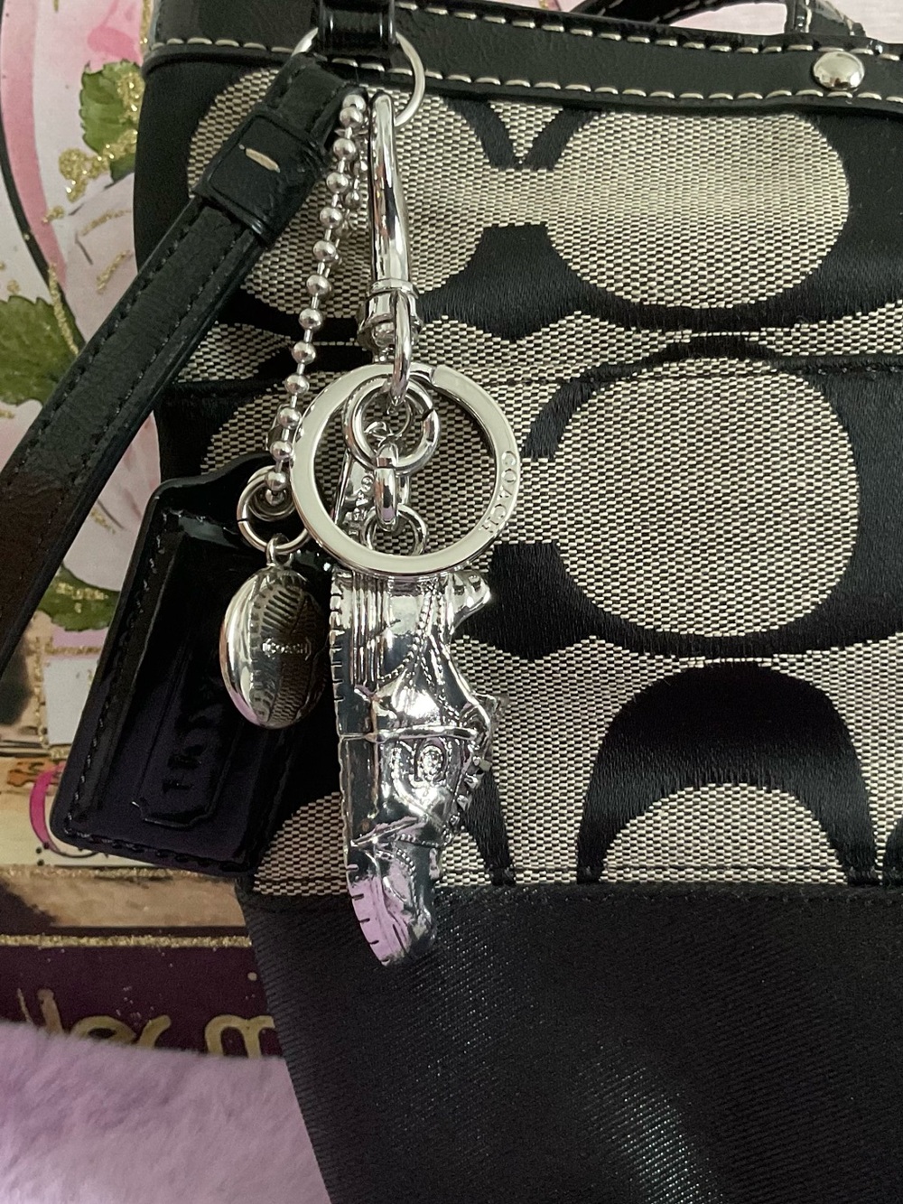 Keychain, Bag Charm - Sneaker 👟